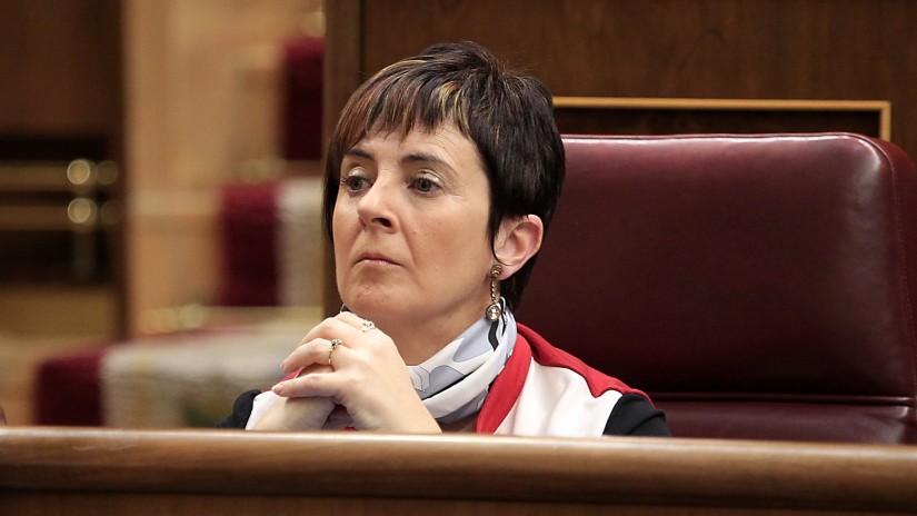 Tapiak Ana Pastorri eskatu dio Renfe hurbileko tren zerbitzuaren gestioa  Euskadira ekartzea
