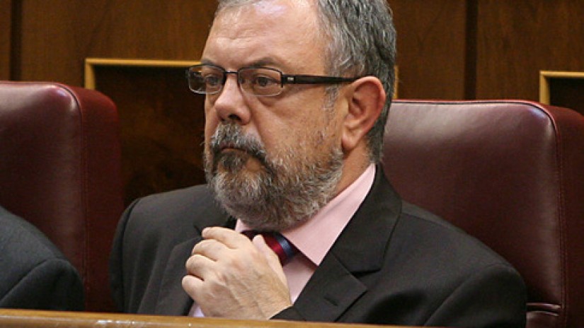 Pedro Azpiazuk iragarri duenez Estatuak zorrari aurre egin beharko dio bankuak erreskatatzeko