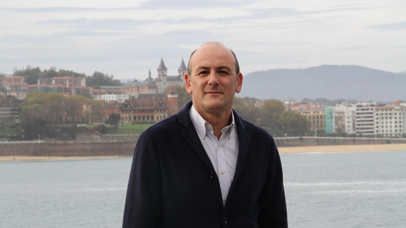 Joseba Agirretxeak Margarita Roblesi erreklamatu dio “ahalegin bat” egin dezala gardentasunaren alde Defentsaren eta Indar Armatuen esparruan