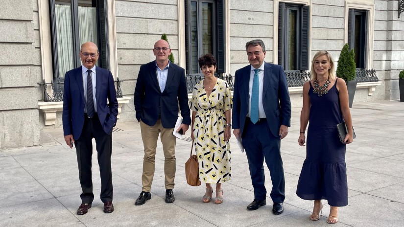 Euskal Taldeak proposatu du euskal kooperatiben berezitasuna bermatzea eta hitzarmen autonomikoen nagusitasuna jasotzea