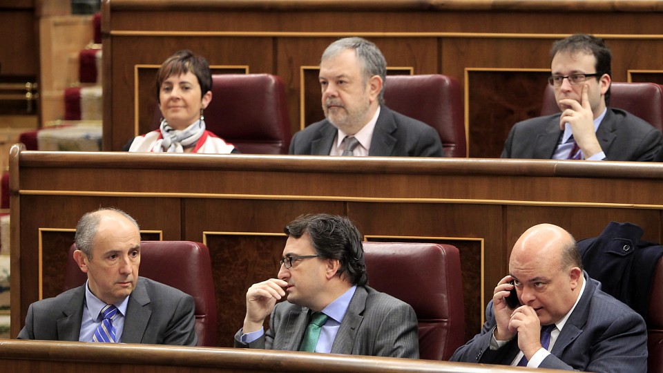 Josu Erkoreka, Aitor Esteban, Emilio Olabarria, Arantza Tapia y Pedro Azpiazu en el Congreso