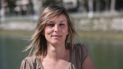 Automozio sektorearentzat “norabide egokia eta segurtasuna” eskatu dizkio Idoia Sagastizabalek Espainiako gobernuari